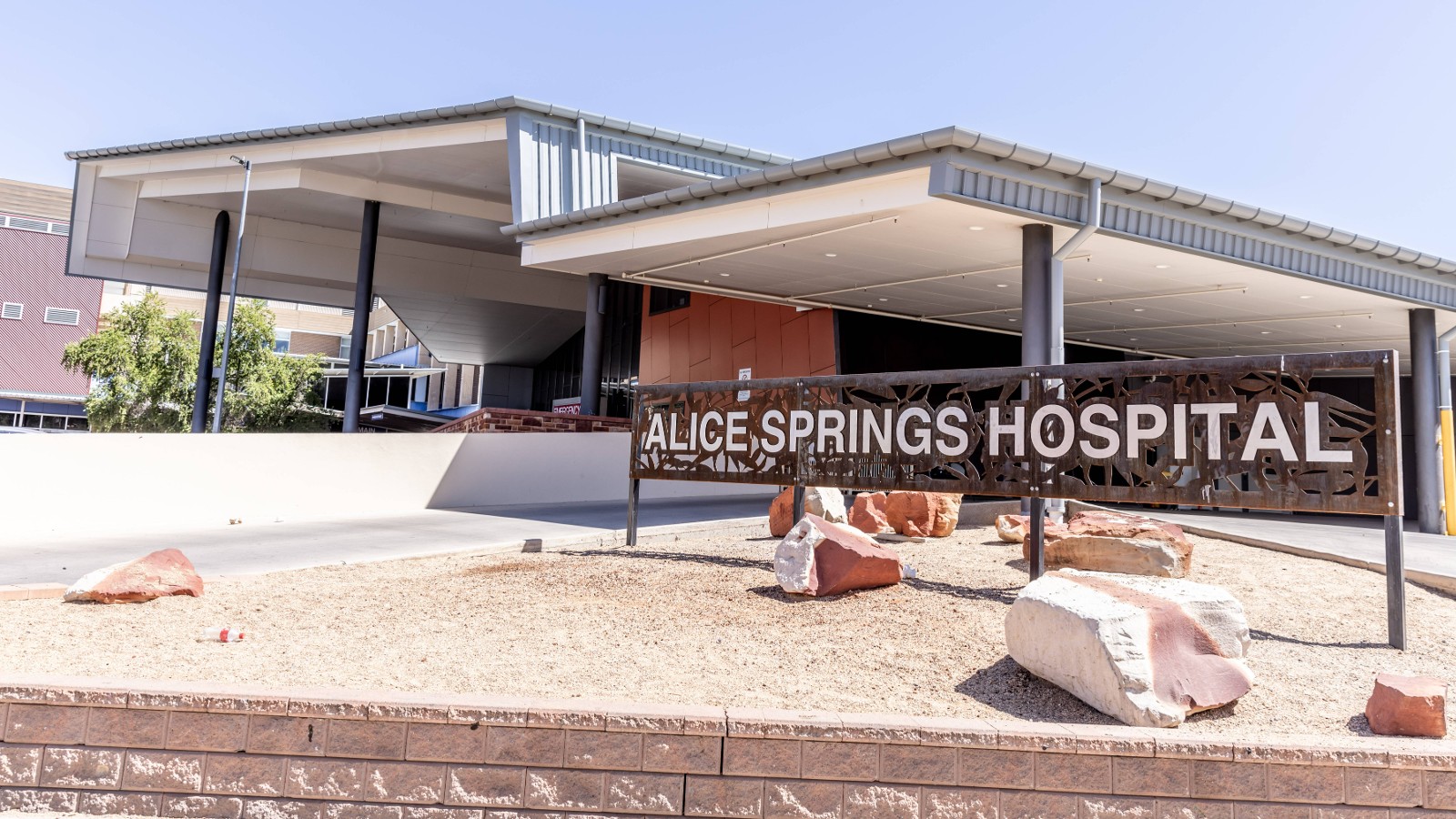 Alice Springs Hospital exterior